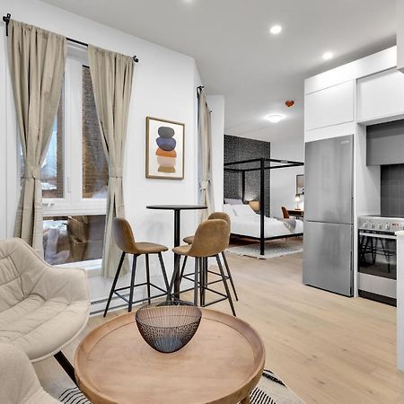 Deluxe Suites Downtown Монреал Екстериор снимка