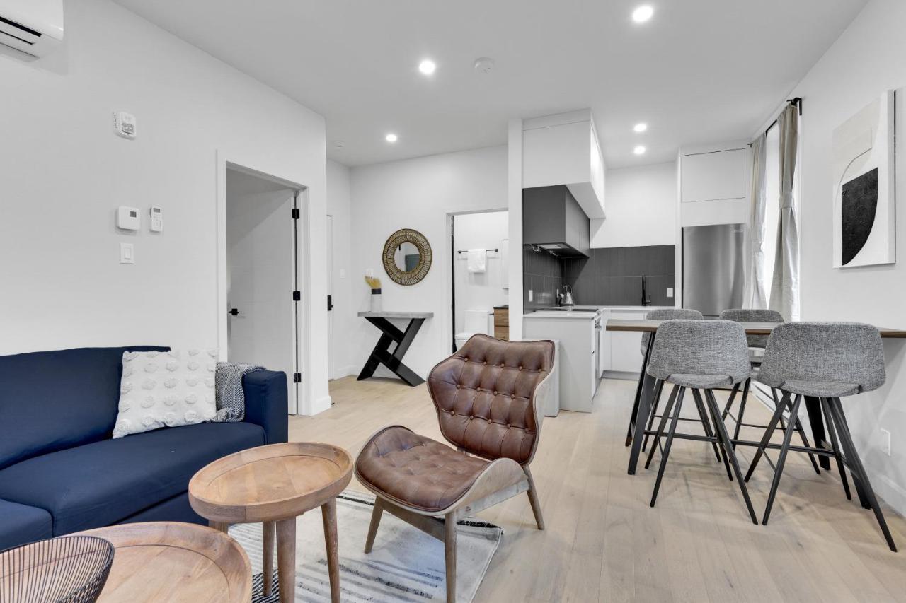 Deluxe Suites Downtown Монреал Екстериор снимка