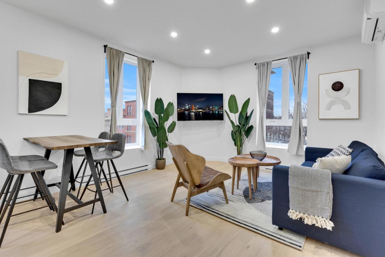 Deluxe Suites Downtown Монреал Екстериор снимка