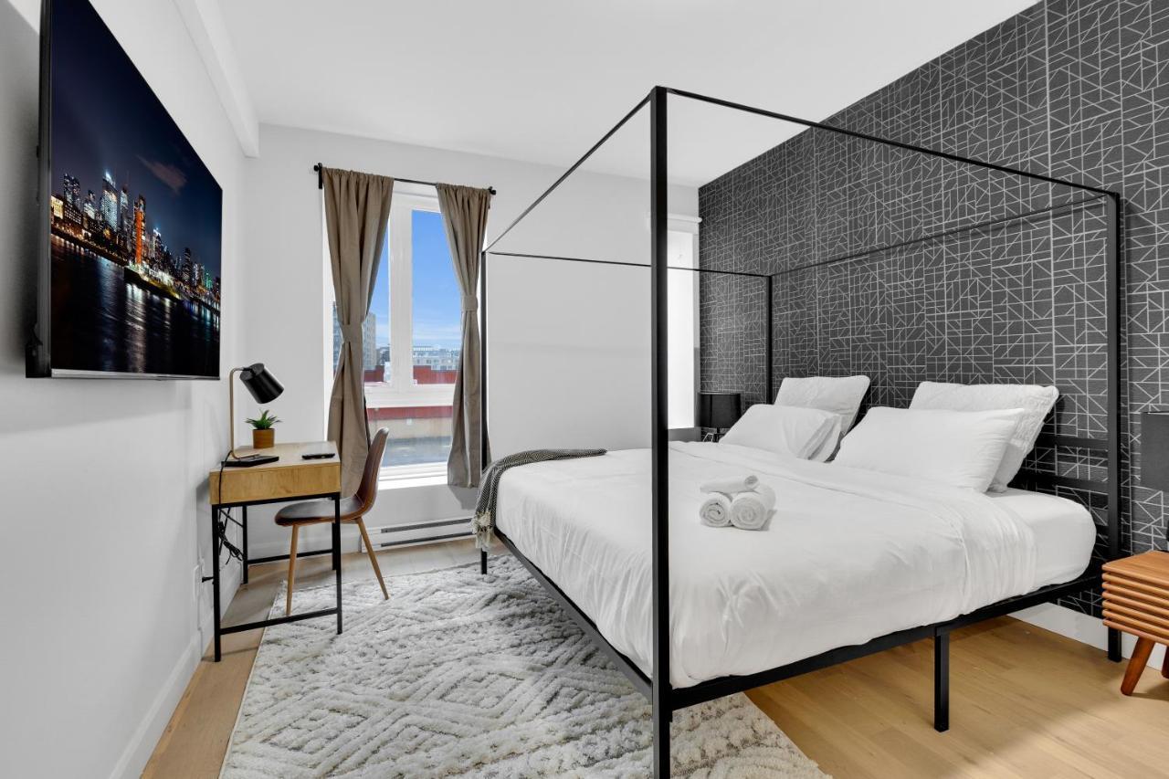 Deluxe Suites Downtown Монреал Екстериор снимка