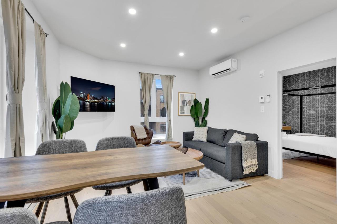 Deluxe Suites Downtown Монреал Екстериор снимка