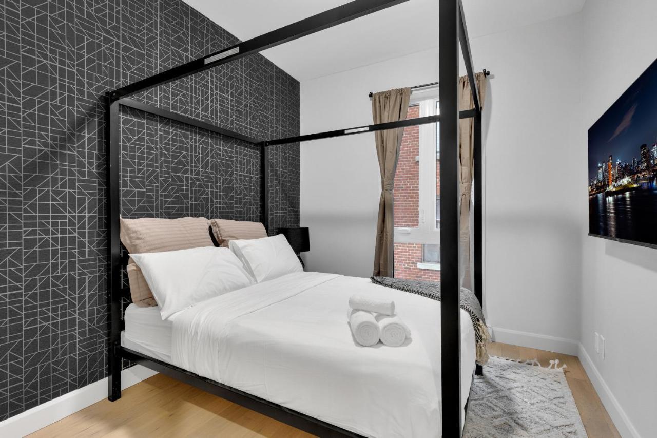 Deluxe Suites Downtown Монреал Екстериор снимка