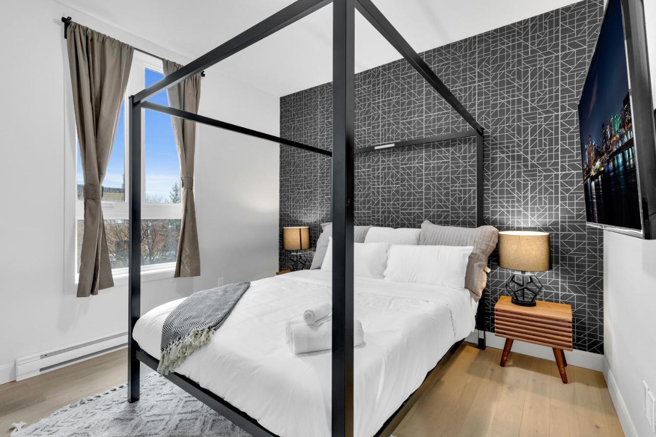 Deluxe Suites Downtown Монреал Екстериор снимка
