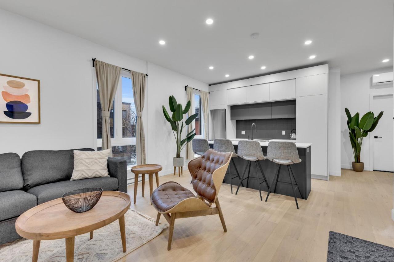 Deluxe Suites Downtown Монреал Екстериор снимка
